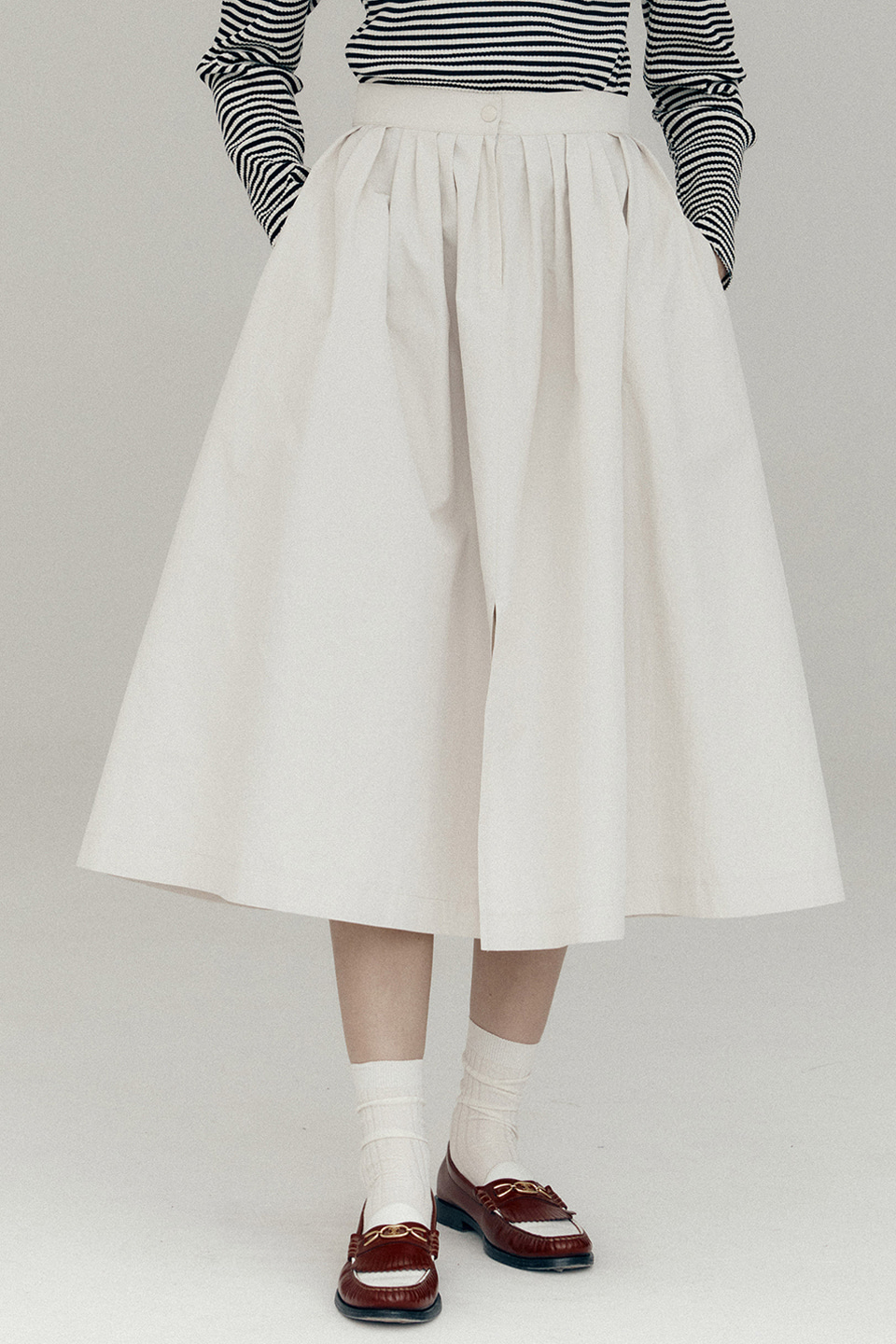 [Outlet] Pleated Volume Skirt_PALE BEIGE