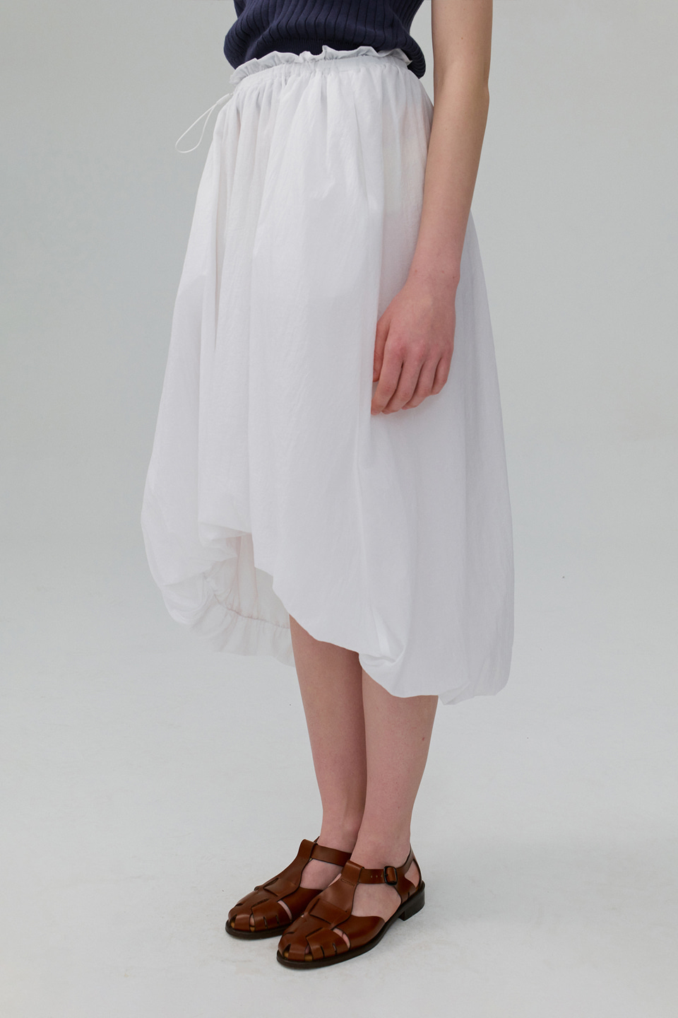 [Outlet] Asymmetric Balloon Skirt_WHITE