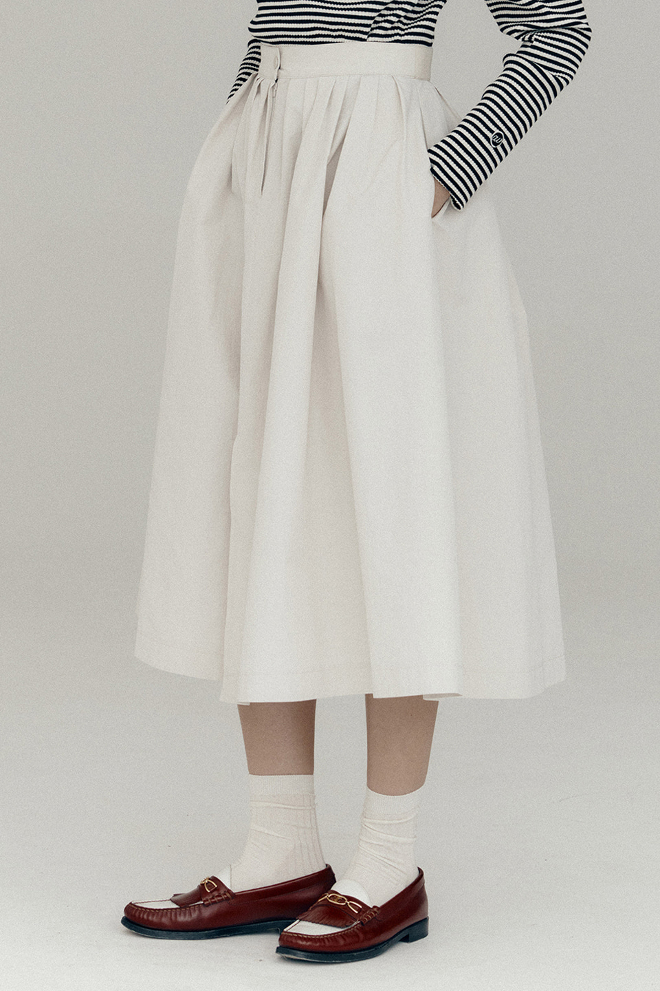 [Outlet] Pleated Volume Skirt_PALE BEIGE